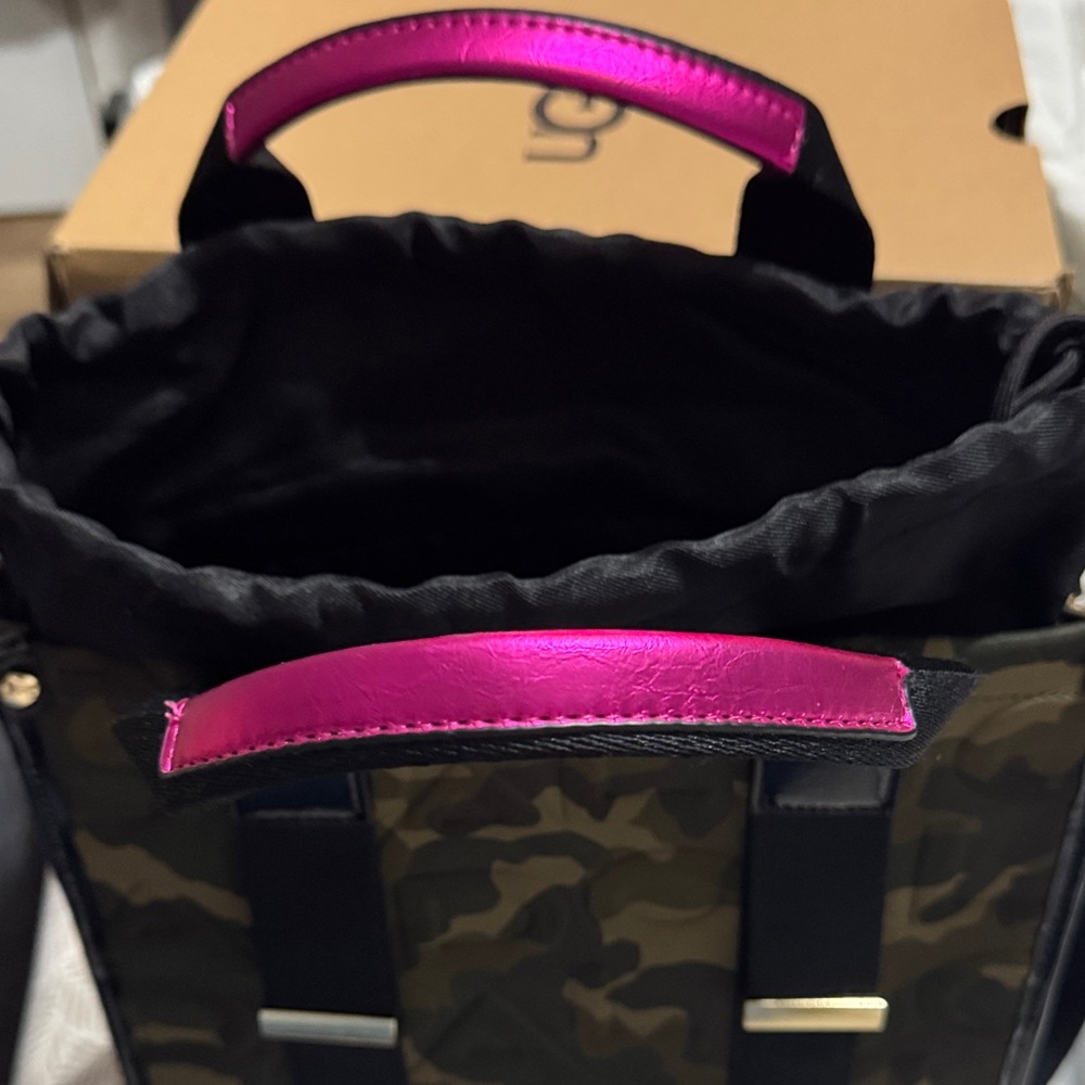 Aldo Camouflage and Black Messenger Bag - Picture 6 of 6